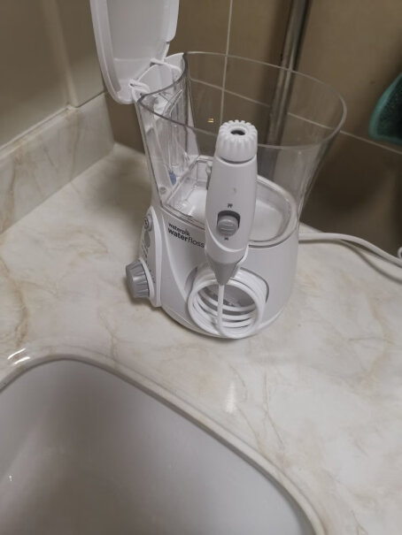 洁碧冲牙器水箱装满水，可以用多久？