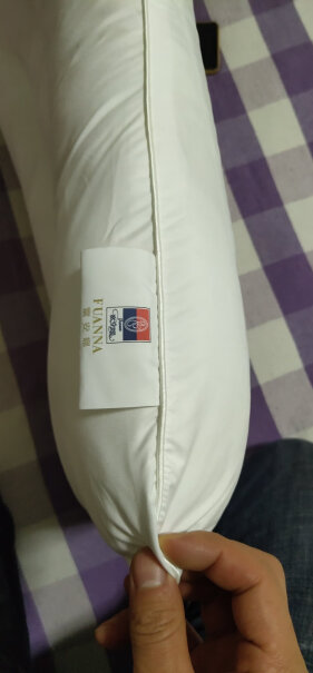 富安娜家纺圣之花枕头芯颈椎枕草本枕芯这款枕头有多高？