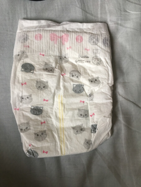 妈咪宝贝MamyPoko纸尿裤L138片云柔干爽尿不湿箱装两个月零三天的宝宝，十斤重穿多大码合适啊？