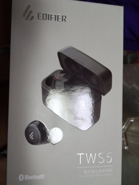 漫步者TWS5真无线蓝牙耳机连接上会不会发光？