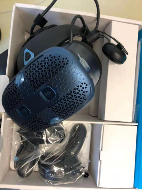 VR眼镜HTC VIVE COSMOS ELITE VR眼镜评测报告来了！来看看买家说法？