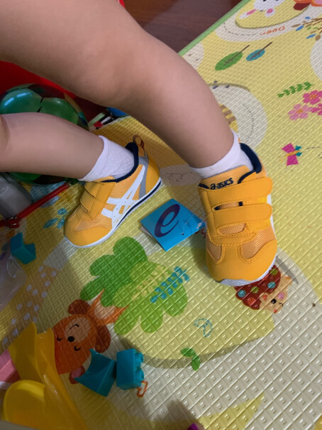 儿童运动鞋ASICS评测真的很坑吗？评测质量好不好？