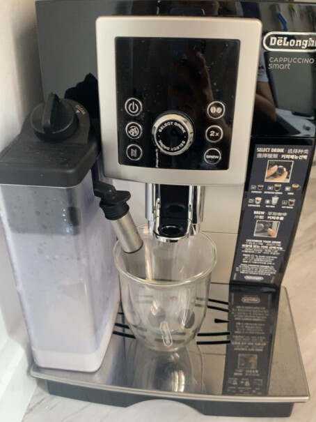德龙咖啡机意式15Bar泵压这款是自动打奶泡的，如果想手动打奶泡，它也可以吗？