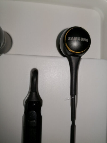 三星原装耳机入耳式IG935线控耳机耐用吗？大家用了多长时间了？