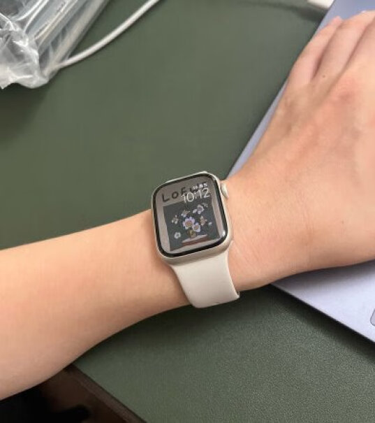 Apple Watch S9 智能手表GPS款星光色质量真的好吗？体验揭秘测评！