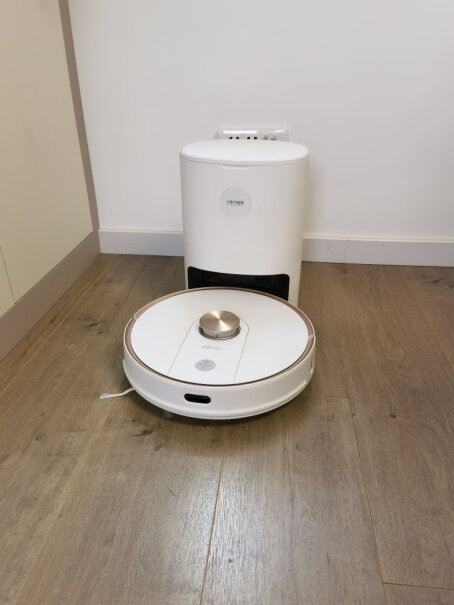 日本由利扫地机器人家用智能全自动集尘质保多长时间？