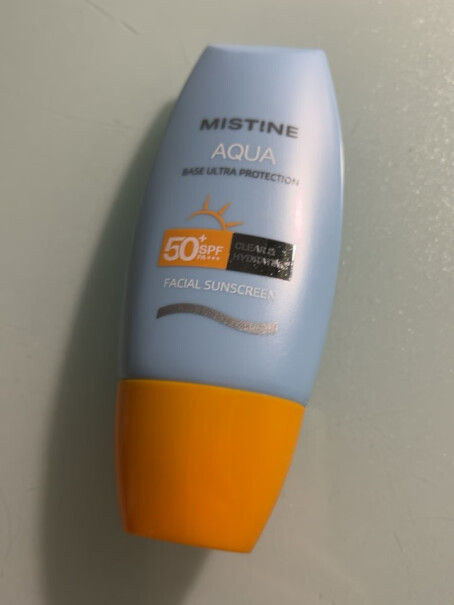 黄帽Mistine蜜丝婷水润提亮60mlSPF50+防晒霜紫外线评测怎么样？优劣分析评测结果！