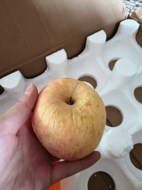 苹果红富士巧域脆甜斤大果80mm新鲜水果分享怎么样？使用情况报告！