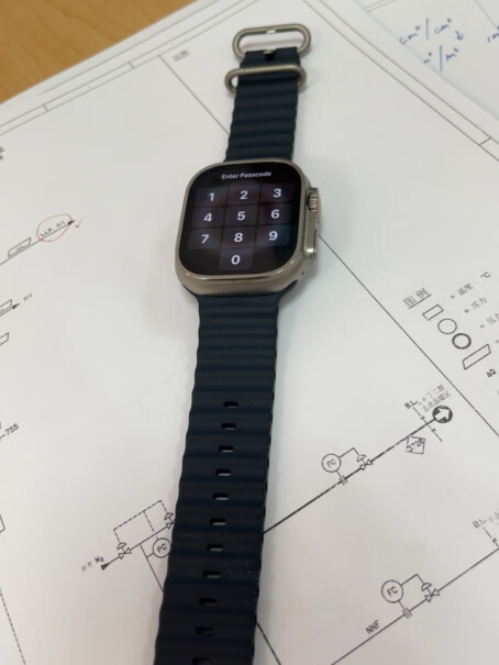 Apple Watch Ultra 智能手表 GPS + 蜂窝款 49毫米 钛金属原色 钛金属表壳午使用怎么样？评价质量实话实说？