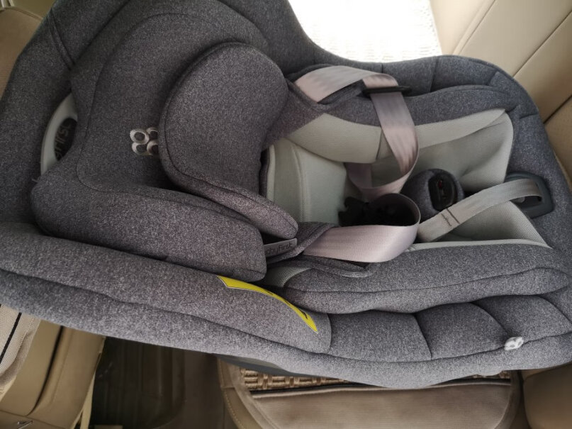 宝贝第一宝宝汽车儿童安全座椅约0-4岁这个安全座椅的布套可以拆下来洗吗？