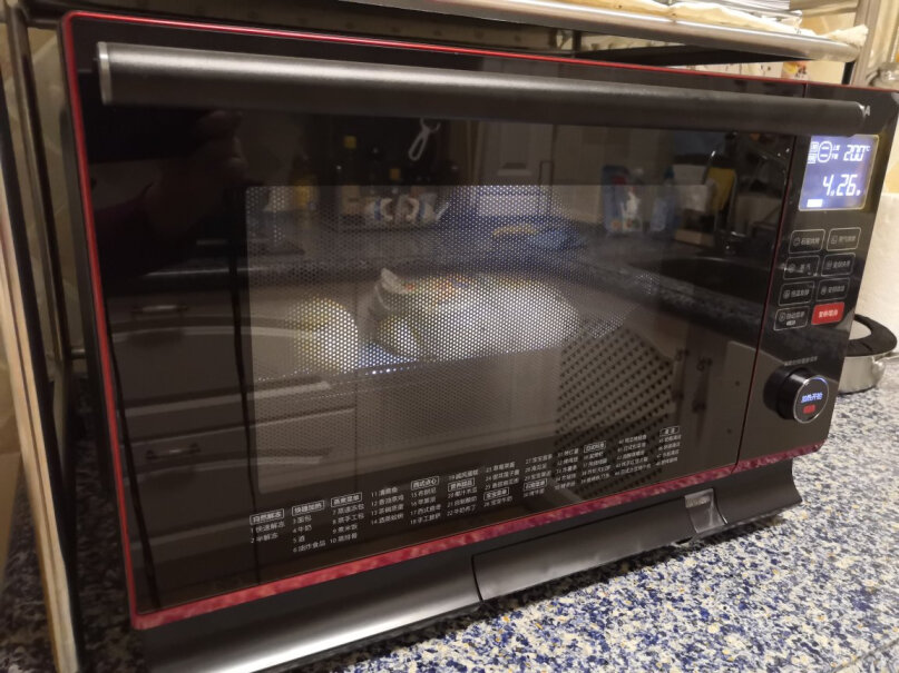 东芝微蒸烤一体机家用台式微蒸烤箱问下各位亲 大家烤肉的时候 烤箱门冒烟漏气吗？