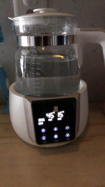 小白熊恒温调奶器1.2L你们买的会有显示屏数字模糊的情况吗？这个状况该怎么解决呢？