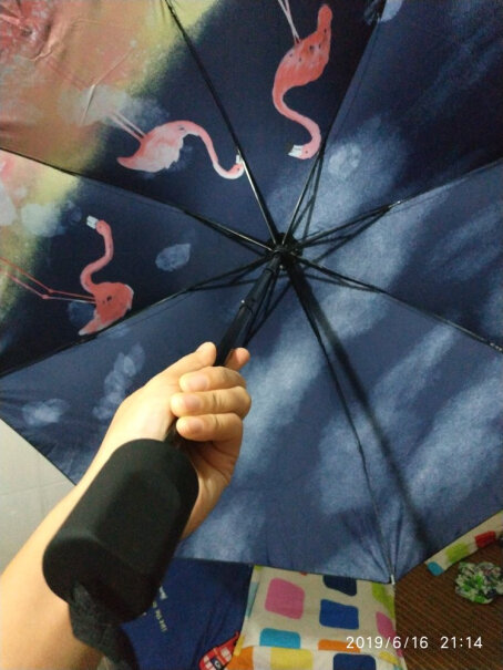 大号折叠黑胶晴雨伞男女遮阳伞防晒伞小黑伞太阳伞这个伞大吗？
