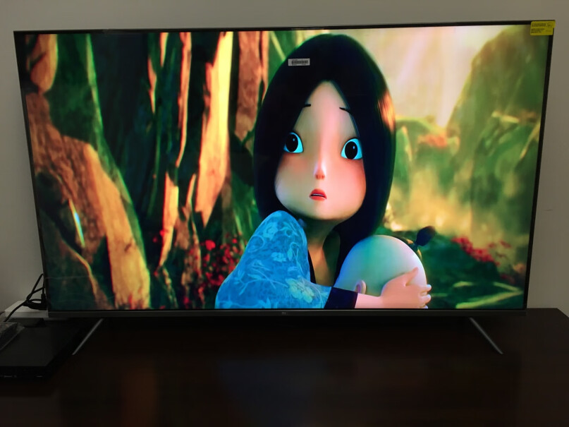65英寸金属全面屏你好，这个电视包安装吗？