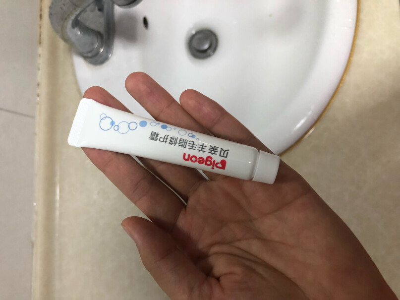 贝亲Pigeon哺乳清洁棉授乳清洁棉乳头让宝宝嘬破了，用这个管用吗？好用吗？