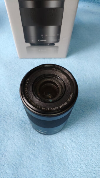 佳能EF-M 32mm定焦镜头EOS M100可以用吗？