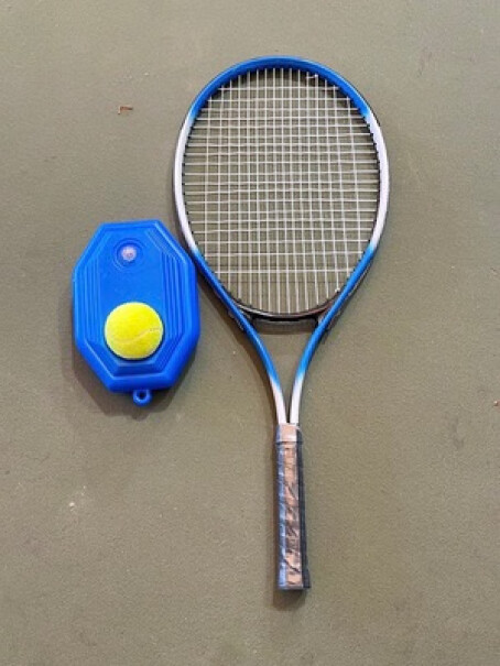 梦多福训练器网球练习器带线网球拍陪练回弹多福怎么往盘里注水？