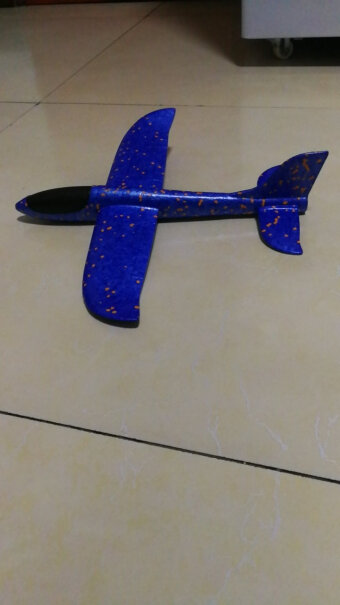 雅得自动悬停智能气压定高四轴飞行器无人机玩具遥控飞机模型玩具这个飞机质量好不好？