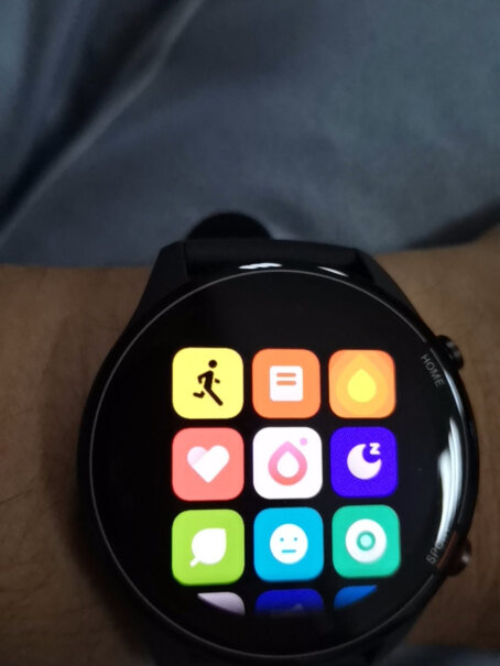 小米手表Color深空蓝可以像小米手环4那样，来微信消息震动提醒然后直接立刻显示在屏幕上吗？还是像小米手表那样要操作才显示？