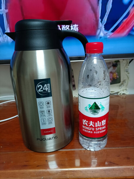 这款水壶有用过半年以上的吗？我家里的半年就不保温了。