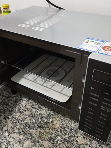格兰仕变频微波炉烤箱一体机烧烤架怎么使用？