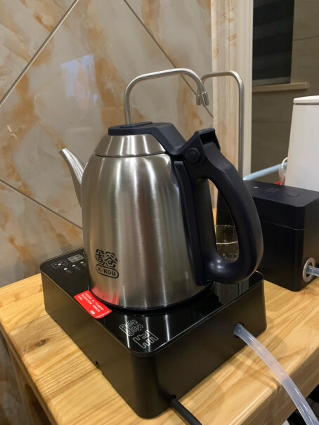 电热水壶功夫茶吉谷控温恒温烧水半自动茶具有1.5L的吗？