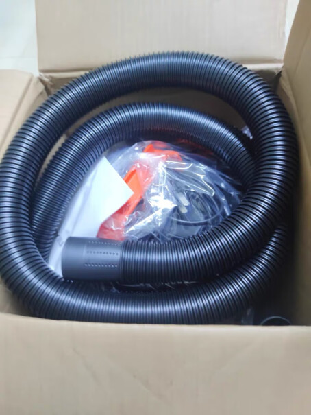 亿力吸尘器大功率商用家用车用桶式吸尘器大吸力办公用吸地毯沙发可以吸车里的吗？