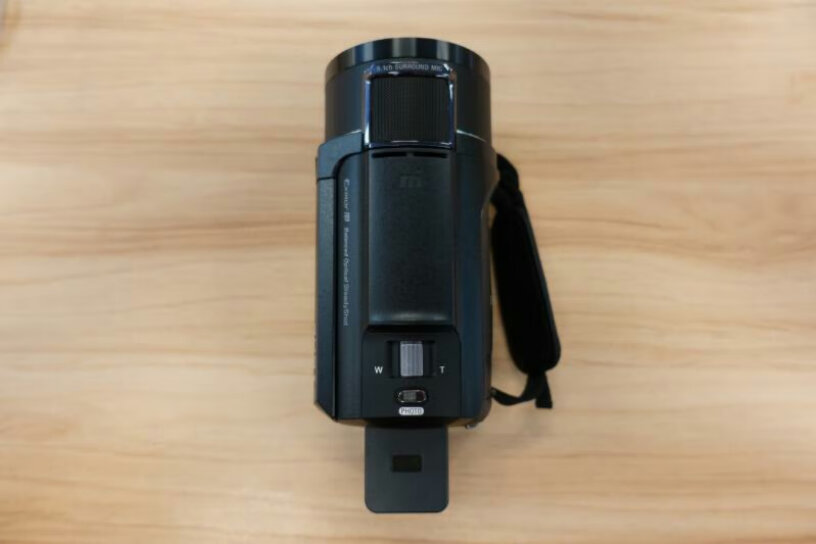 索尼FDR-AX700高清数码摄像机这个适合公司用来拍培训记录嘛？