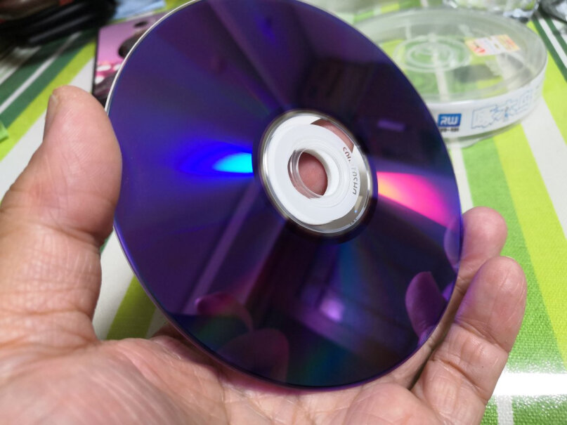 啄木鸟DVD+R用先锋DVR219CHV刻录，总是刻录失败。有同型号刻录机刻录成功的吗？