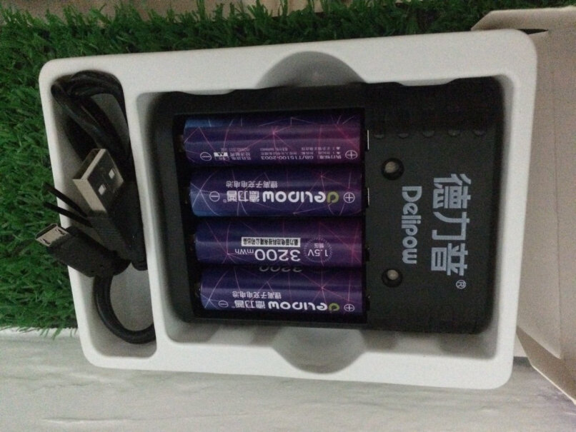 德力普 7号锂电池充电套装如果给麦克风能用多久？
