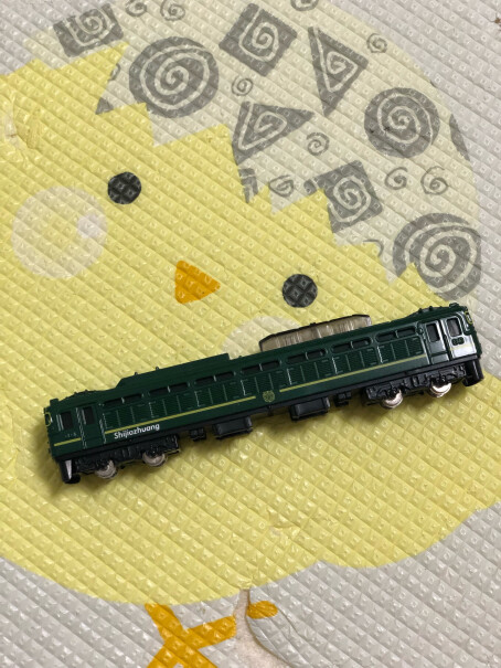 BKK超合金仿真火车模型玩具这个有多大啊？