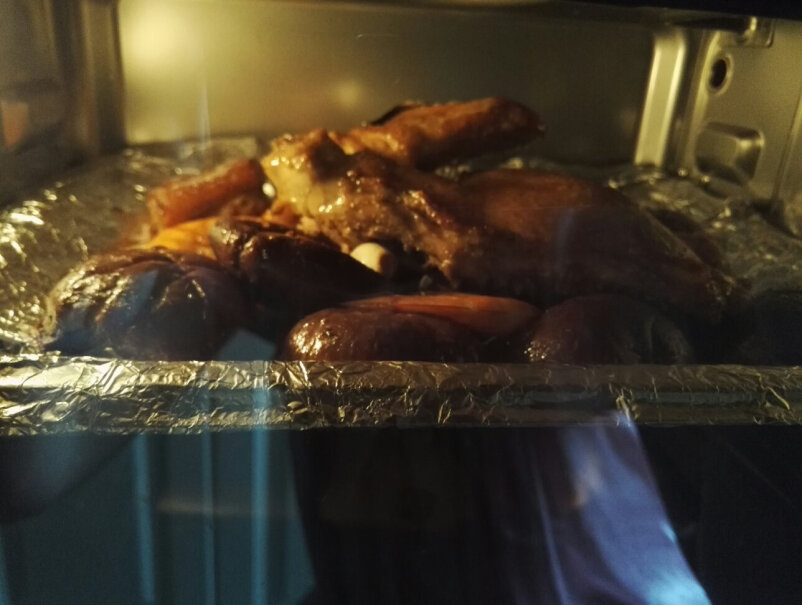 京选蒸烤箱蒸烤一体机家用蒸汽烤箱多功能蒸箱电烤箱二合一有智能菜单吗？