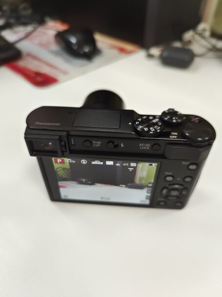 数码相机松下ZS220数码相机到底要怎么选择,分析哪款更适合你？