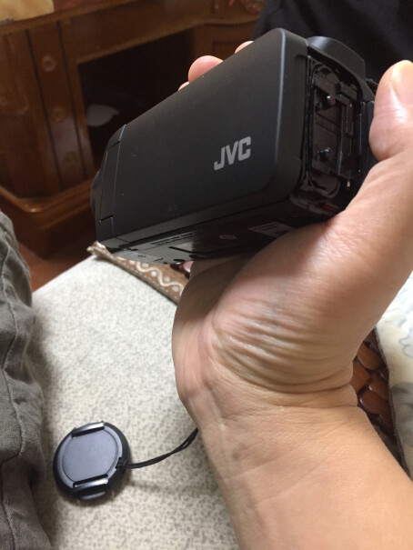 摄像机杰伟世（JVC）GY-HM170EC 摄像机应该注意哪些方面细节！使用感受大揭秘！