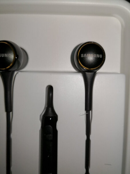 三星原装耳机入耳式IG935线控耳机红米NOTE4X可以用这个吗？