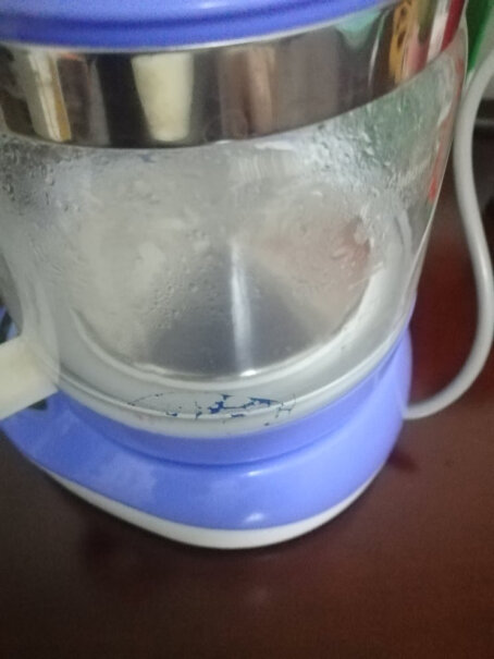 新贝恒温水壶婴儿恒温调奶器你们有没有煮到98度不显示100的啊，看着沸腾着半天，就是到98度就滴滴滴了？