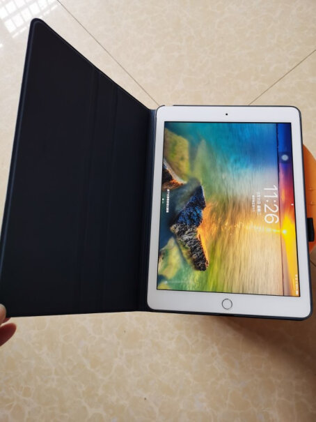 平板电脑配件亿色苹果新iPad钢化膜性价比高吗？,测评结果震惊你！
