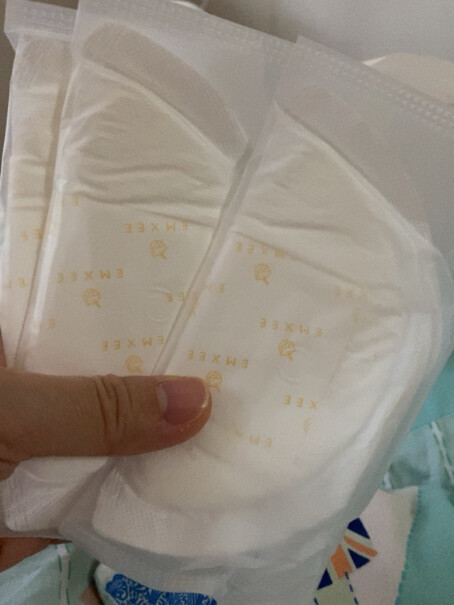 嫚熙防溢乳垫3D立体一次性超薄透气喂奶溢乳贴产后喂奶垫哺乳期隔奶垫防漏奶210片MX-6001-Z1反馈怎么样？看完这篇就行了！