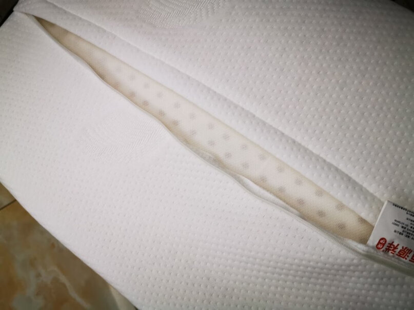 恒源祥家纺枕头泰国乳胶枕一对请问侧睡舒服吗？