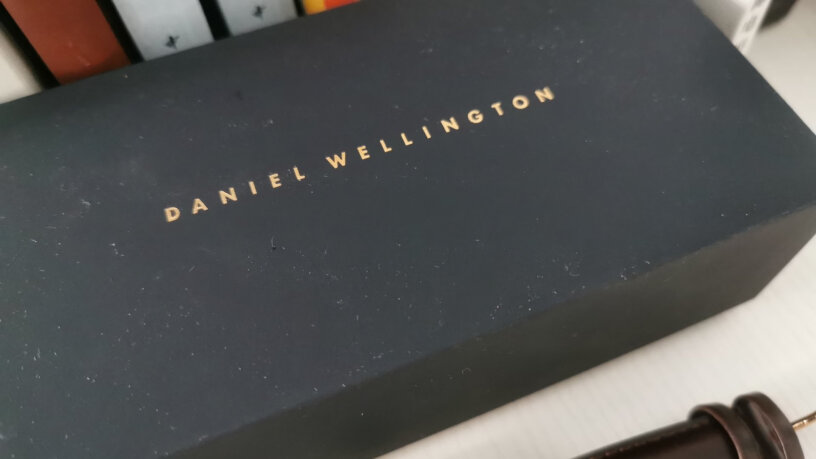 欧美表丹尼尔惠灵顿DanielWellington对比哪款性价比更高,质量到底怎么样好不好？