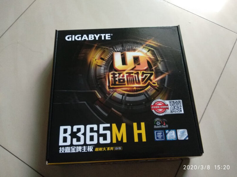 英特尔酷睿i3 10105F处理器+ B560M主板套装能用win8吗？