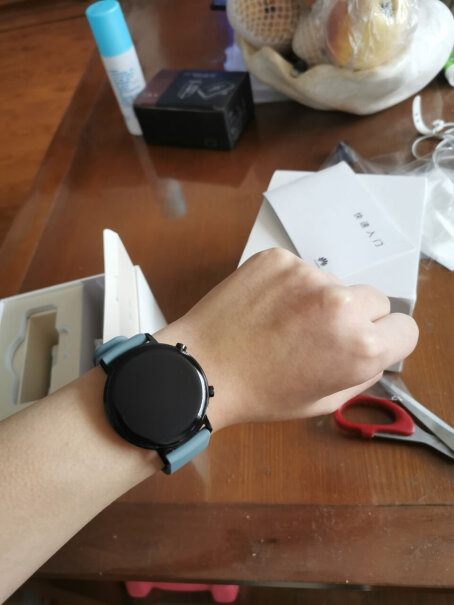 华为GT2 42mm智能手表这款可以换表带吗？