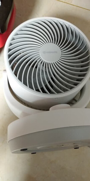 艾美特AIRMATE你好！请问一下可以充电吗？