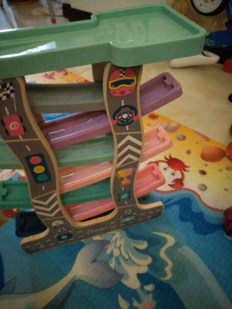 铭塔婴幼儿童玩具积木多米诺骨棋牌1-2-3周岁木制质噶啥的？