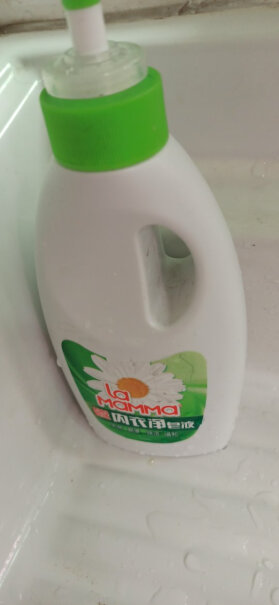 妈妈壹选洗护套装17斤La天然植皂母婴可用新旧包装转换现在是不是没有白色的啦？这个怎么是绿色的？