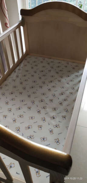 婴儿床呵宝婴儿床实木环保无漆新生儿bb宝宝幼儿摇篮床质量真的好吗,应该注意哪些方面细节！