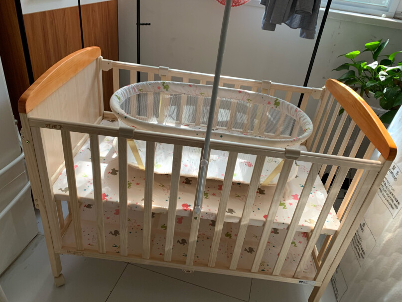 婴儿床gb好孩子多功能松木无漆婴儿床摇篮婴儿床功能介绍,使用感受？