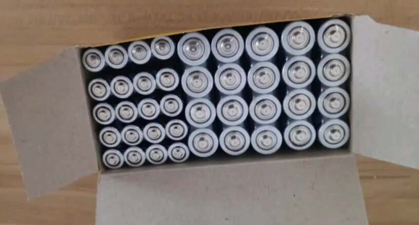 「百亿补贴」双鹿 5号碳性电池40粒盒装 适用于儿童玩具剃须刀可以用这款电池吗？