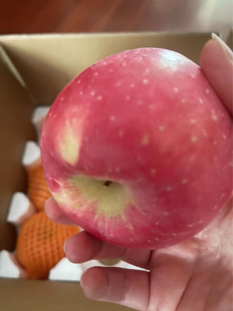 苹果红富士巧域脆甜斤大果80mm新鲜水果值得买吗？良心评测！