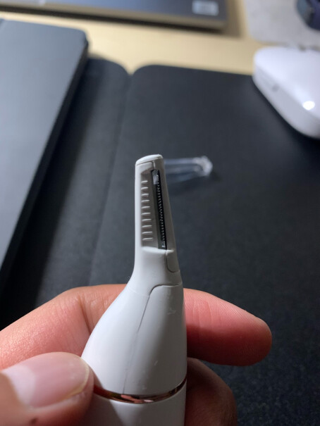 素士鼻毛修剪器电动剃鼻毛剪这款剪的干净还是焕醒鼻毛修剪器剪的干净？